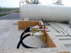 Neubau Rohrleitungssystem an einer öffentlichen Tankstelle